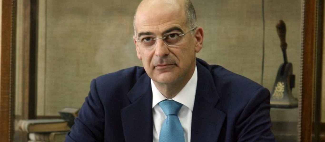 Την ώρα που οι Σκοπιανοί καταργούν τη συμφωνία των Πρεσπών ο Έλληνας ΥΠΕΞ δηλώνει πως θα την «τηρήσει απόλυτα»